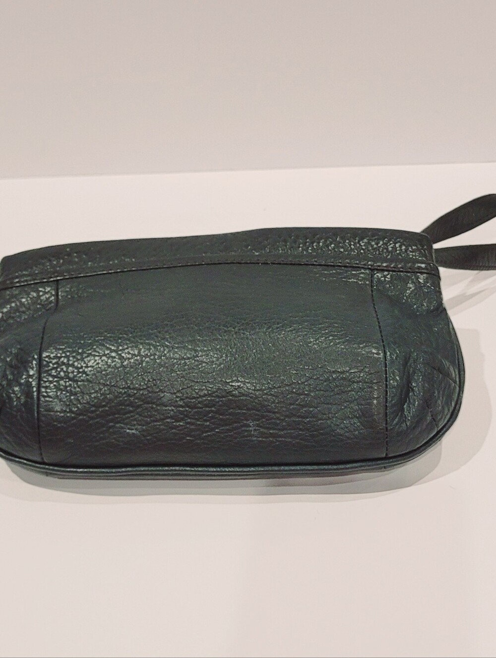 Juicy Couture Vintage Dark Green Leather Wristlet Clutch - Picture 4 of 9